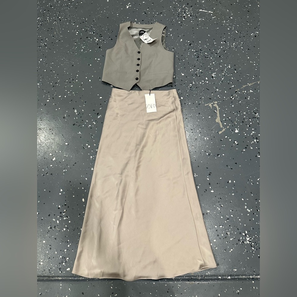 Zara Beige A-Line Maxi Skirt vest set